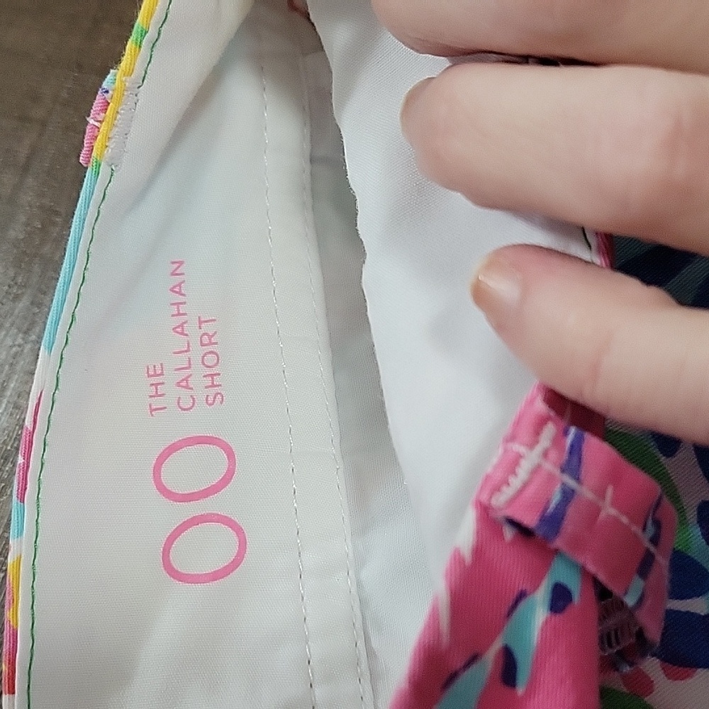 NWOT Lilly Pulitzer  Size 00 Colorful Women's Shorts - Picture 3 of 5